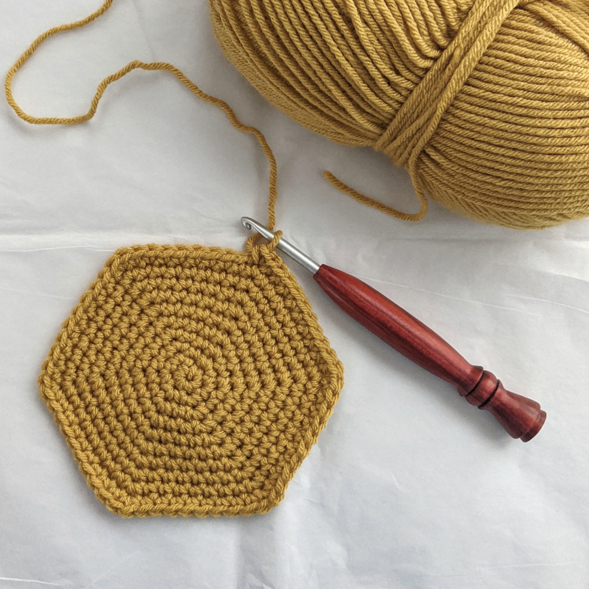 How To Crochet A Perfect Circle - The Crochet Queen Designs